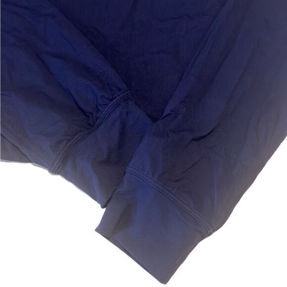 Lululemon Blue Pullover Long Sleeves Crop Top Size Large - Picture 9 of 10